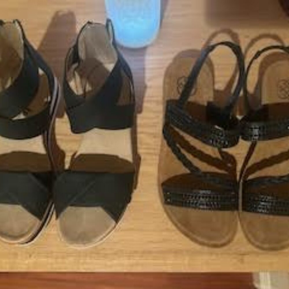 Life Stride Zoom Microsuede and Daisy Fuentes Black wedge sandals bundle Size 7W